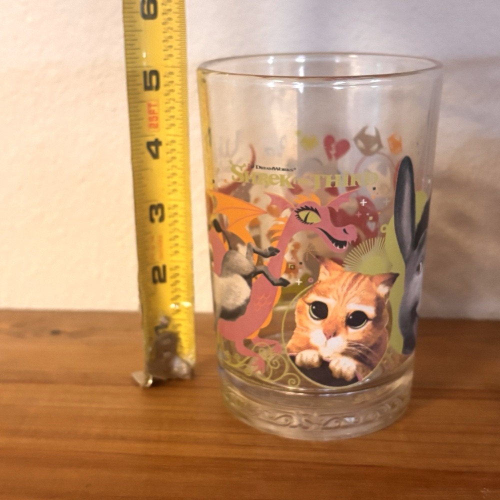 McDonalds Shrek The Third Vintage 2007 Drinking Glasses 5" Set of 2 Collectible - Picture 7 of 8